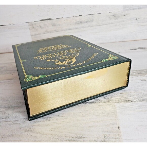 Treasury of World Masterpieces: The Celebrated Cases of Sherlock Holmes 1981 - Picture 6 of 9